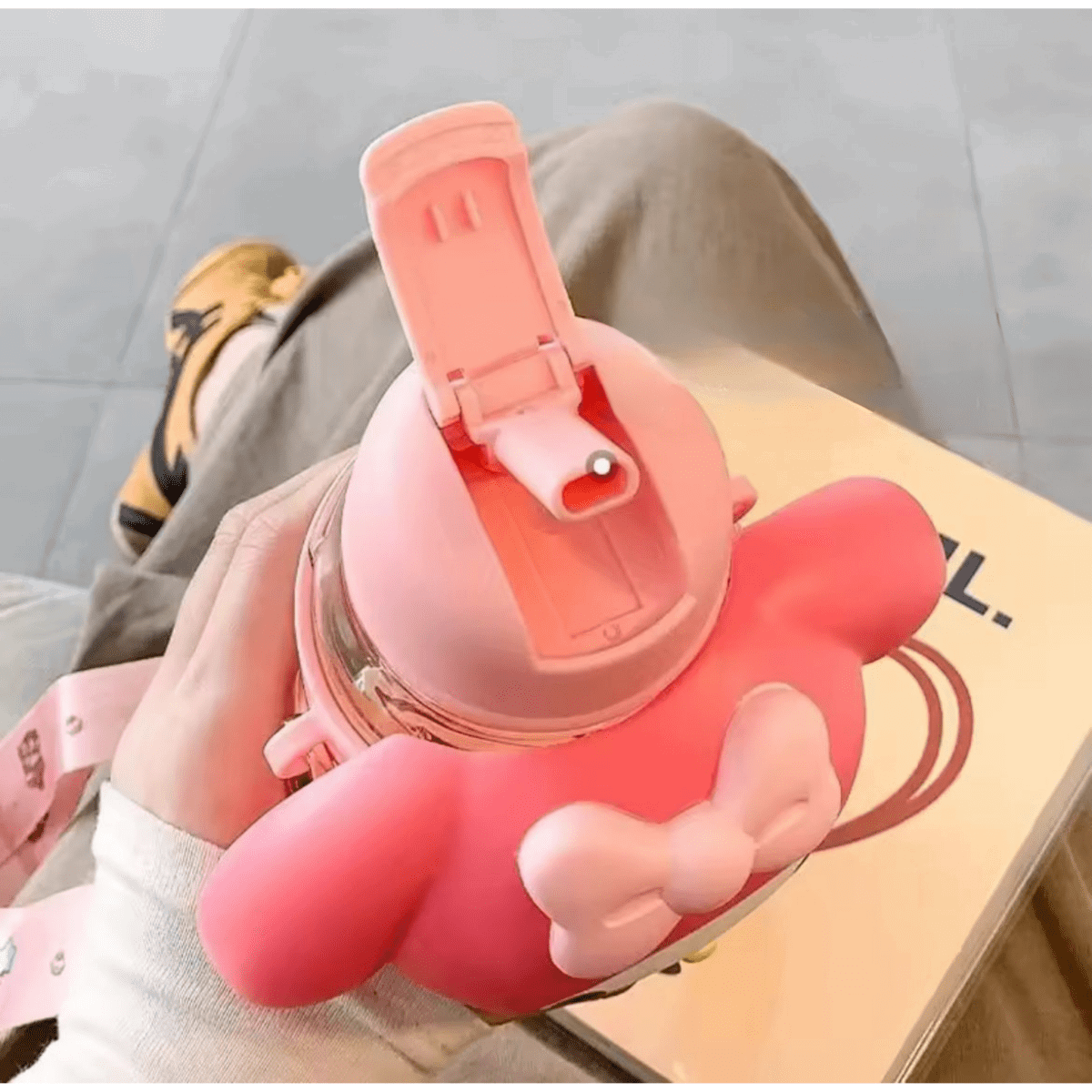 ✨ Make Hydration Fun! Cute Character Water Bottle – Adorable Character Water Bottle for Girls (with Long Strap) - MB ENTERPRIZE - 